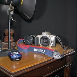 📸Canon EOS Digital Camera - Silver and Black📸